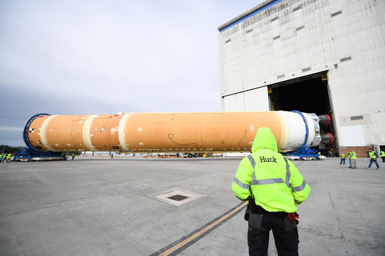 These images show how teams at NASA’s Michoud Assembly Facility in New Orleans moved the core stage, complete with all four RS-25 engines, for NASA’s Space Launch System (SLS) rocket to Building 110 for final shipping preparations on Jan. 1. The SLS core stage includes state-of-the-art avionics, propulsion systems and two colossal propellant tanks that collectively hold 733,000 gallons of liquid oxygen and liquid hydrogen to power its four RS-25 engines. The completed stage, which will provide more than 2 million pounds of thrust to help power the first Artemis mission to the Moon, will be shipped via the agency’s Pegasus barge from Michoud to NASA’s Stennis Space Center near Bay St. Louis, Mississippi, later this month. Once at Stennis, the Artemis rocket stage will be loaded into the B-2 Test Stand for the core stage Green Run test series. The comprehensive test campaign will progressively bring the entire core stage, including its avionics and engines, to life for the first time to verify the stage is fit for flight ahead of the launch of Artemis I.